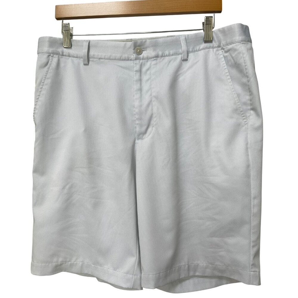Greg Norman Men's Stretch Golf Fishing Short Size US 34 Regular Gray blocks